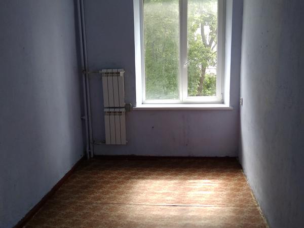 СДАМ КОМНАТУ СРОЧНО 2100гривен+100свет photo