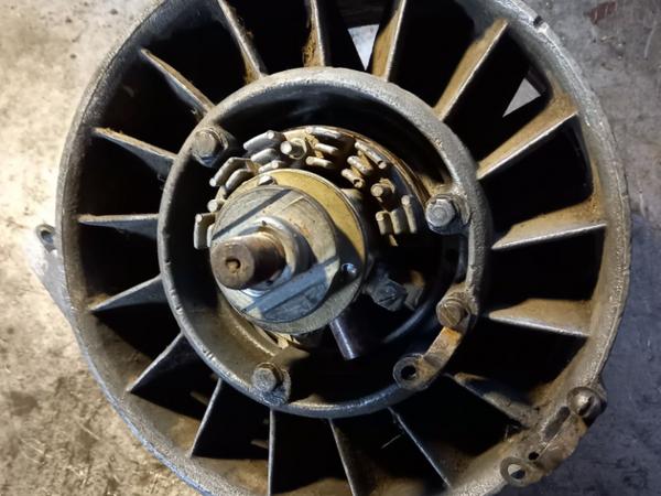 Генератор ЗАЗ 968м photo