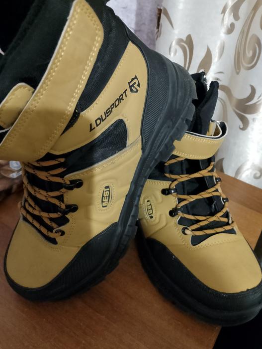 Взуття photo 2