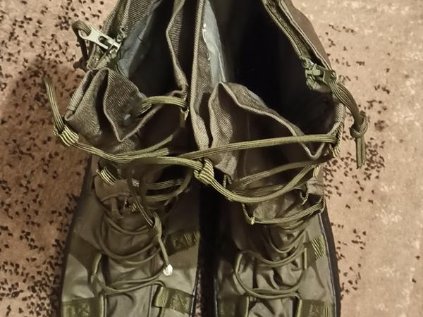 Бахіли на взуття photo