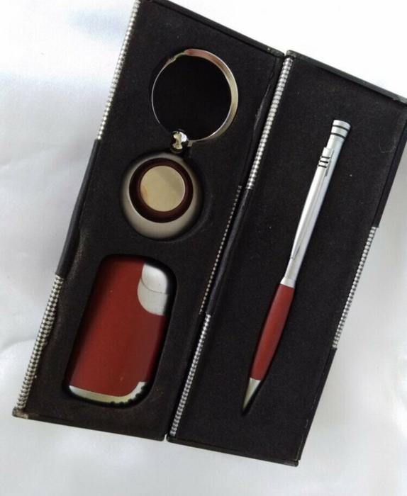 Подарочный набор зажигалка, ручка, брелок, новый photo 6