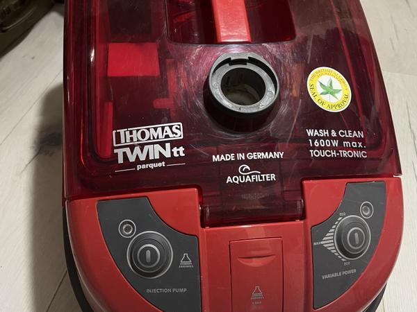 Порохотяг Thomas б/у в доброму стані фото