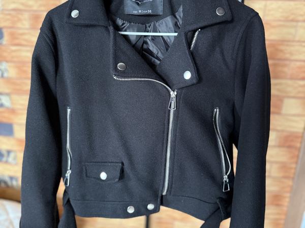 Жіноча косуха photo