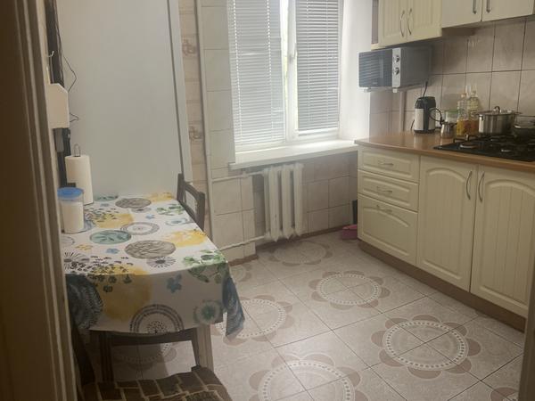 Квартира в оренду подобово (центр міста)ТЦ Україна фото