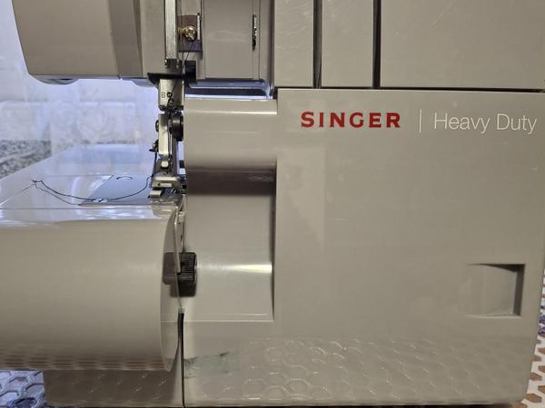 Швейная  машинка фото