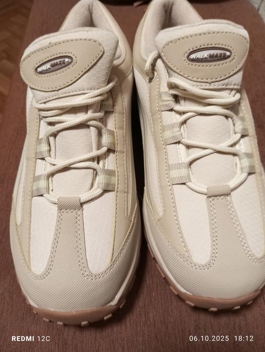 Кросівки чоловічі photo 1