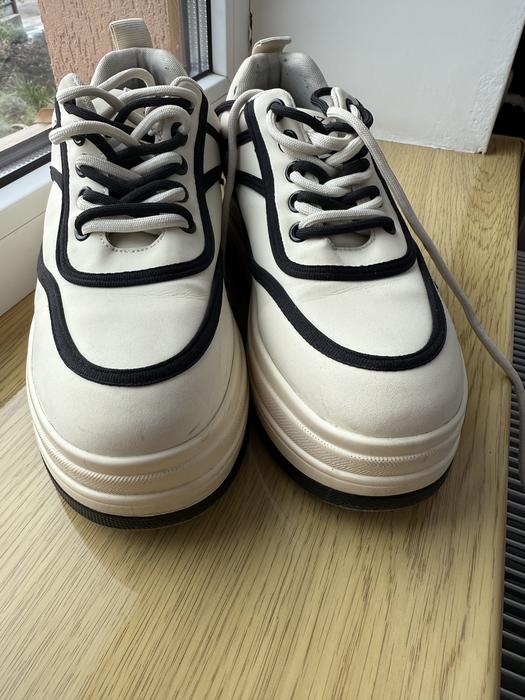 Взуття photo 4