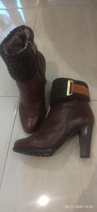 Жіночі черевики фото 1