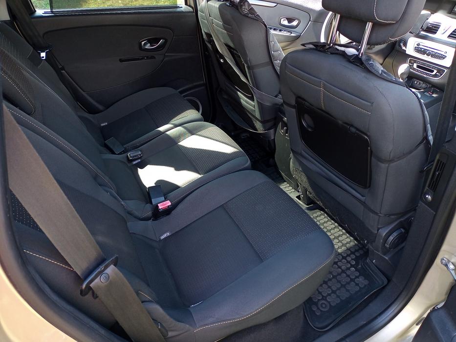 Автомобіль фото 7