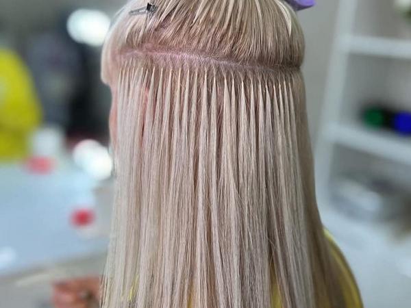 Нарощування волосся photo