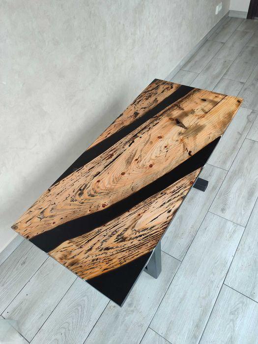 Журнальний столик з епоксидки фото 1