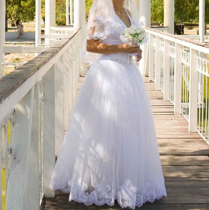 Ніжна весільна сукня, як із казки фото 4