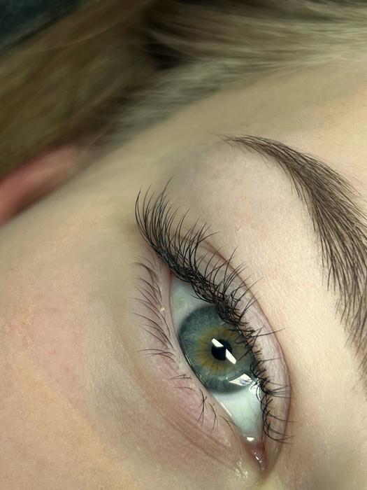 Нарощення вій photo 2