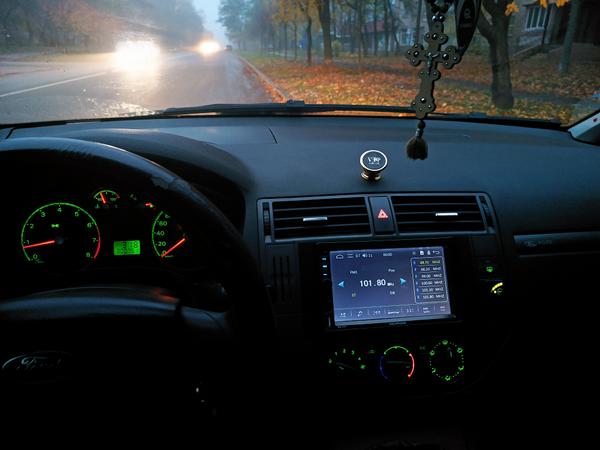 Автомобіль Форд С-макс photo