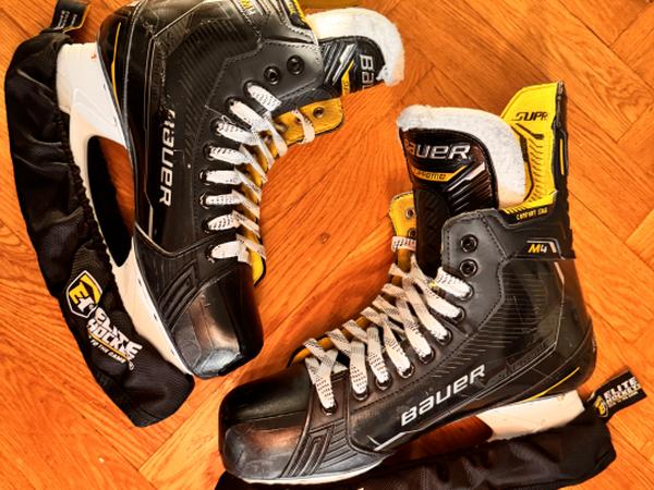 Хокейні ковзани photo