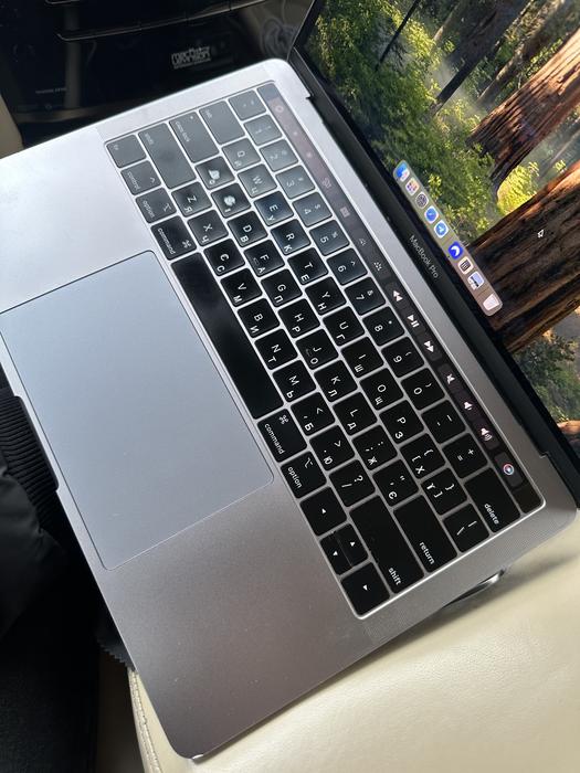 MacBook Pro 13", 2018 Touch Bar, i7, 16/512 Sequoi photo 2