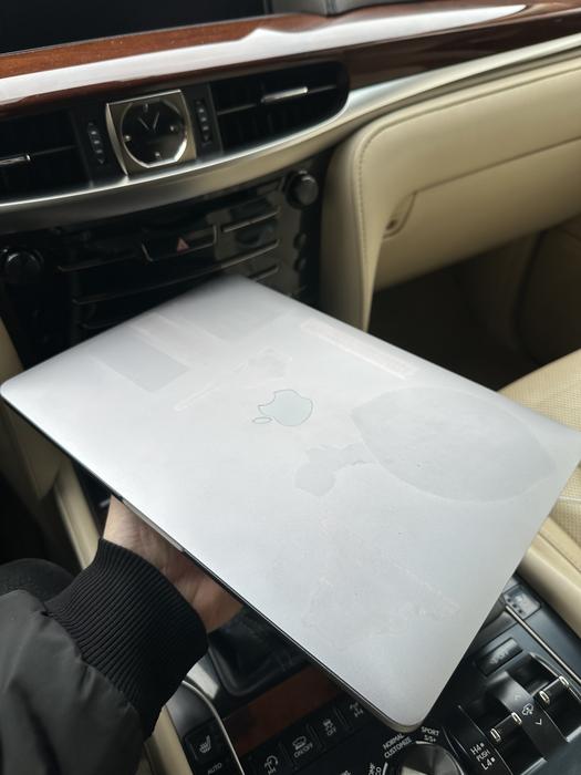 MacBook Pro 13", 2018 Touch Bar, i7, 16/512 Sequoi photo 4