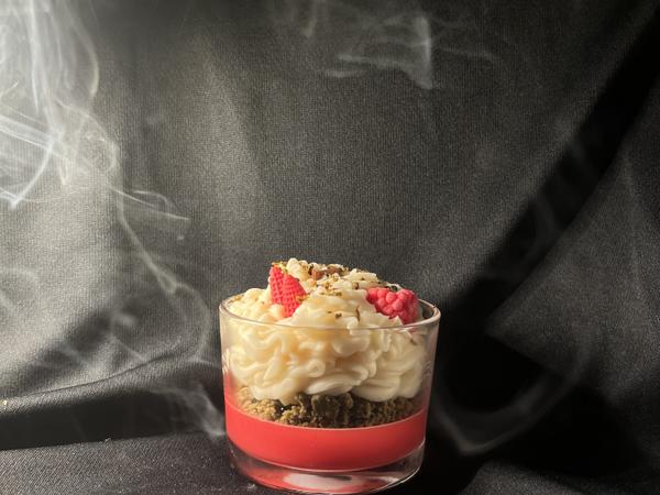 Соєва свічка десерт у подарунковому пакуванні фото