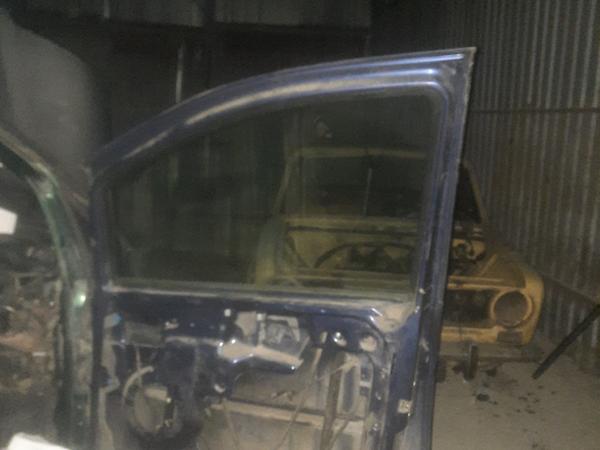 В розборі фольцваен шаран photo