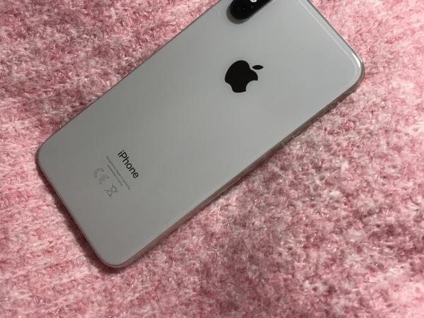 Продам iPhone XS photo