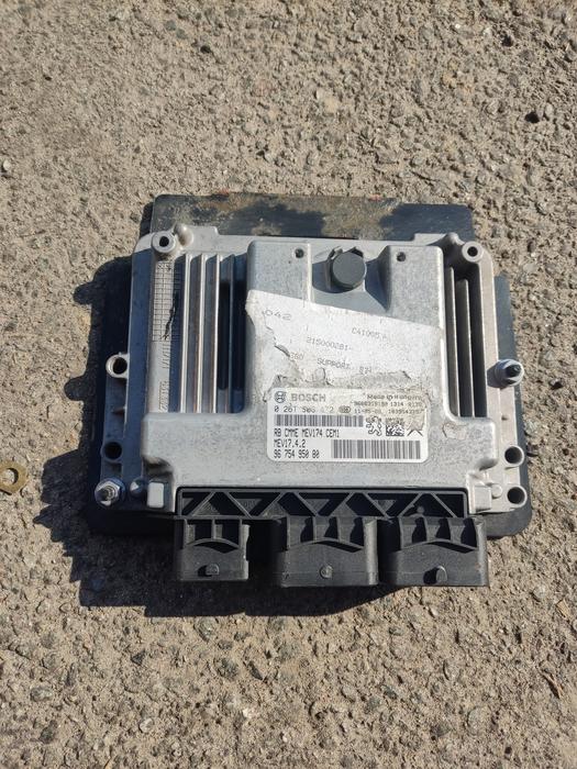 Блок керування двигуном Сітроен с4в7 фото 1