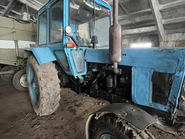 Трактор МТЗ 80 photo