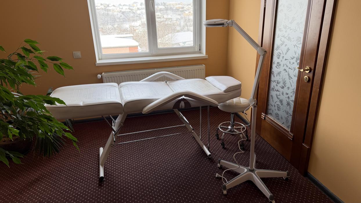 Кушетка для косметолога или массажиста photo 1