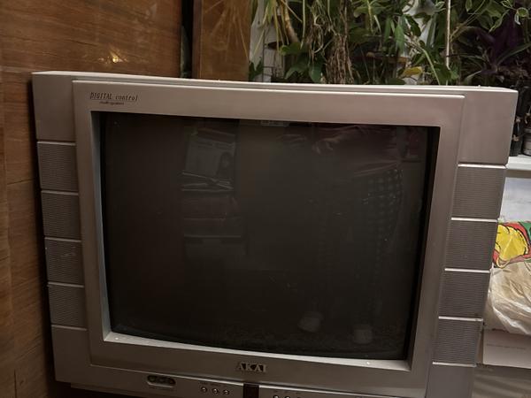 Телевізор AKAI photo