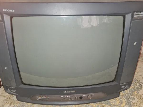 Продам телевизор. фото