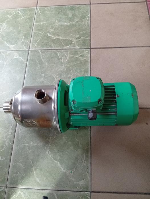 Продаю насос б/у photo 1