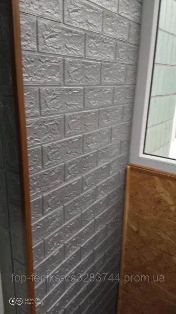 Самоклеюча декоративна 3D панель під срібну цеглу фото 3