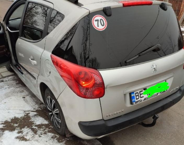 Продаю авто PEUGEOT 207 ( 2008 рік) . Дизель 1.6 photo 6