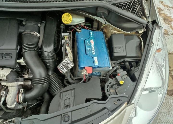 Продаю авто PEUGEOT 207 ( 2008 рік) . Дизель 1.6 photo 9