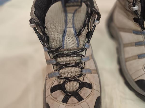 Спортивные бутсы фото