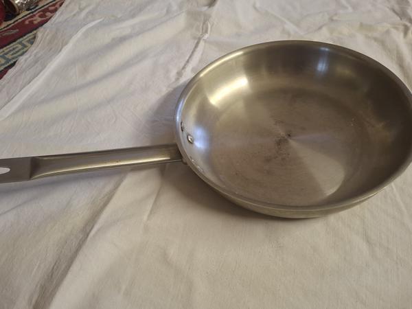 Продам сковородку фото