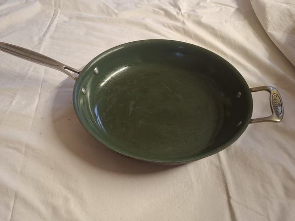Продам сковороду фото