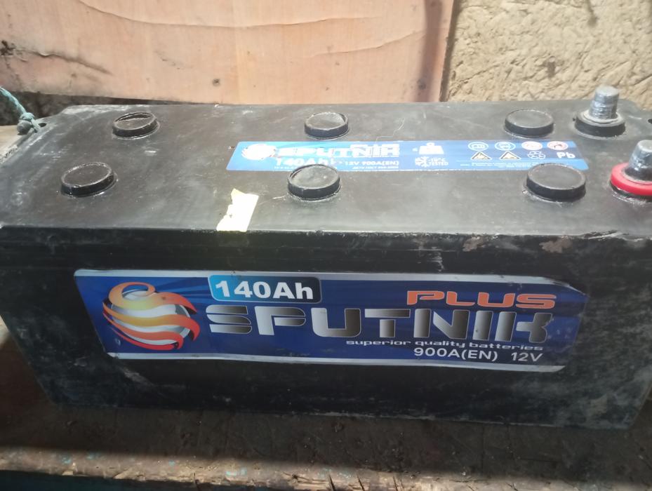 Приоброзователь и аккумулятор фото 1