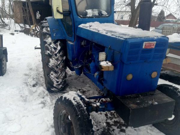 Трактор photo