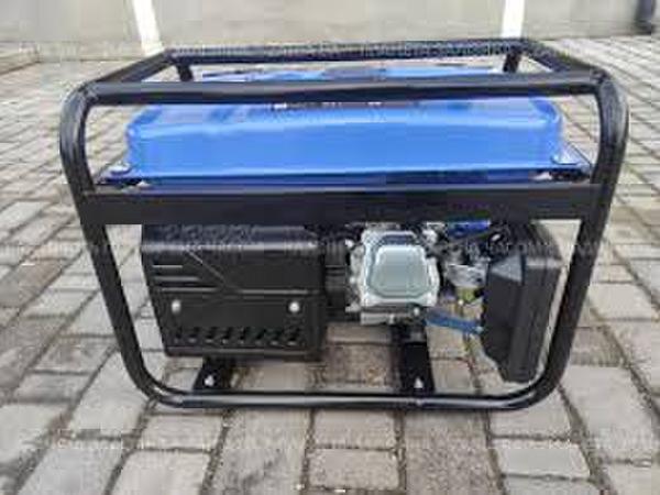 Бензиновый генератор TATA ZX3500 фото