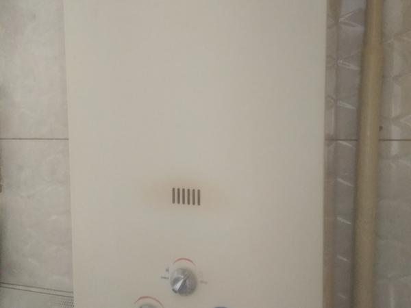 Продаж газова колонка фото