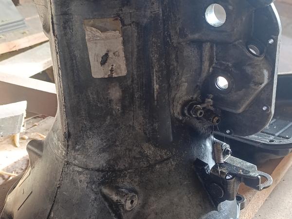 Автозапчастини фото