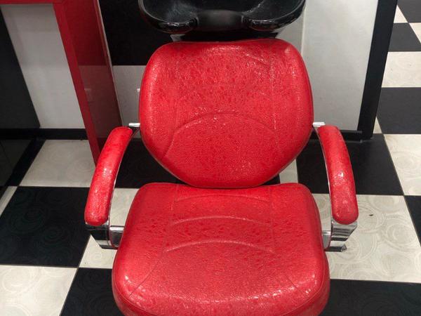 Мойка парикмахера photo