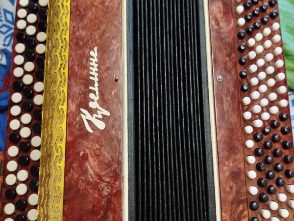 Продам баяны б/у photo