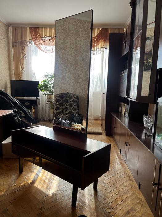 Трюмо з великим дзеркалом для дачі photo 1