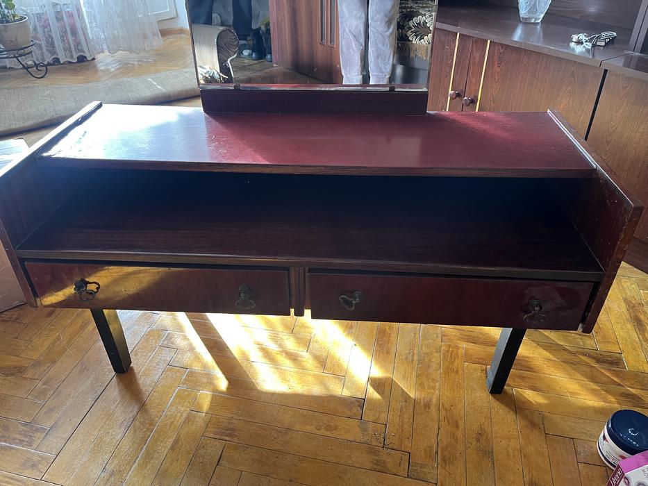 Трюмо з великим дзеркалом для дачі photo 2