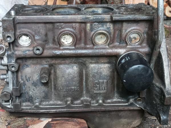 Продам низок 1,4 Опель Кадет 1991г. фото