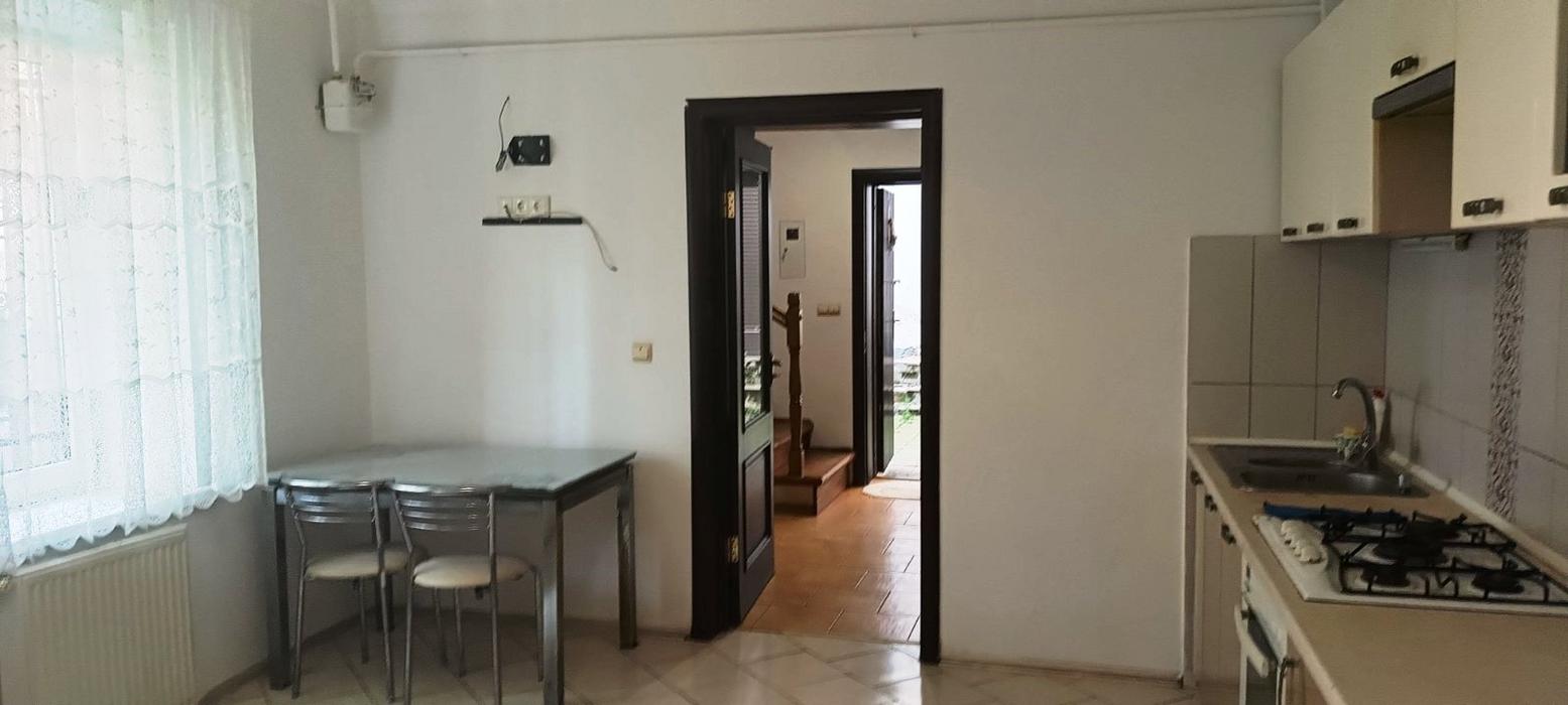 Продаж 2-кімнатної квартири у самому центрі Львова фото 5