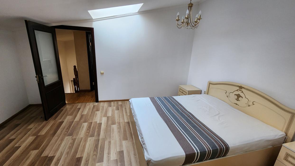 Продаж 2-кімнатної квартири у самому центрі Львова photo 3