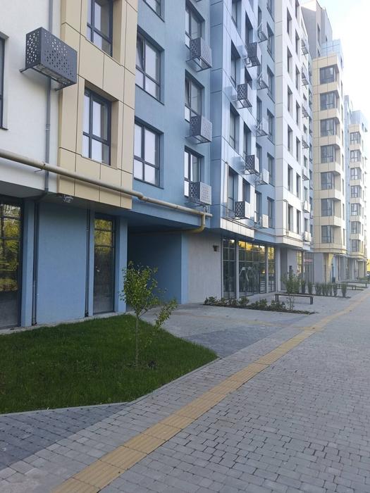 Фасадне комерційне приміщення вул. Карла Мікльоша фото 3