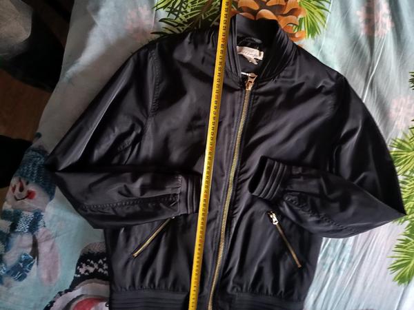 Жіноча курточка весняна вживана фото